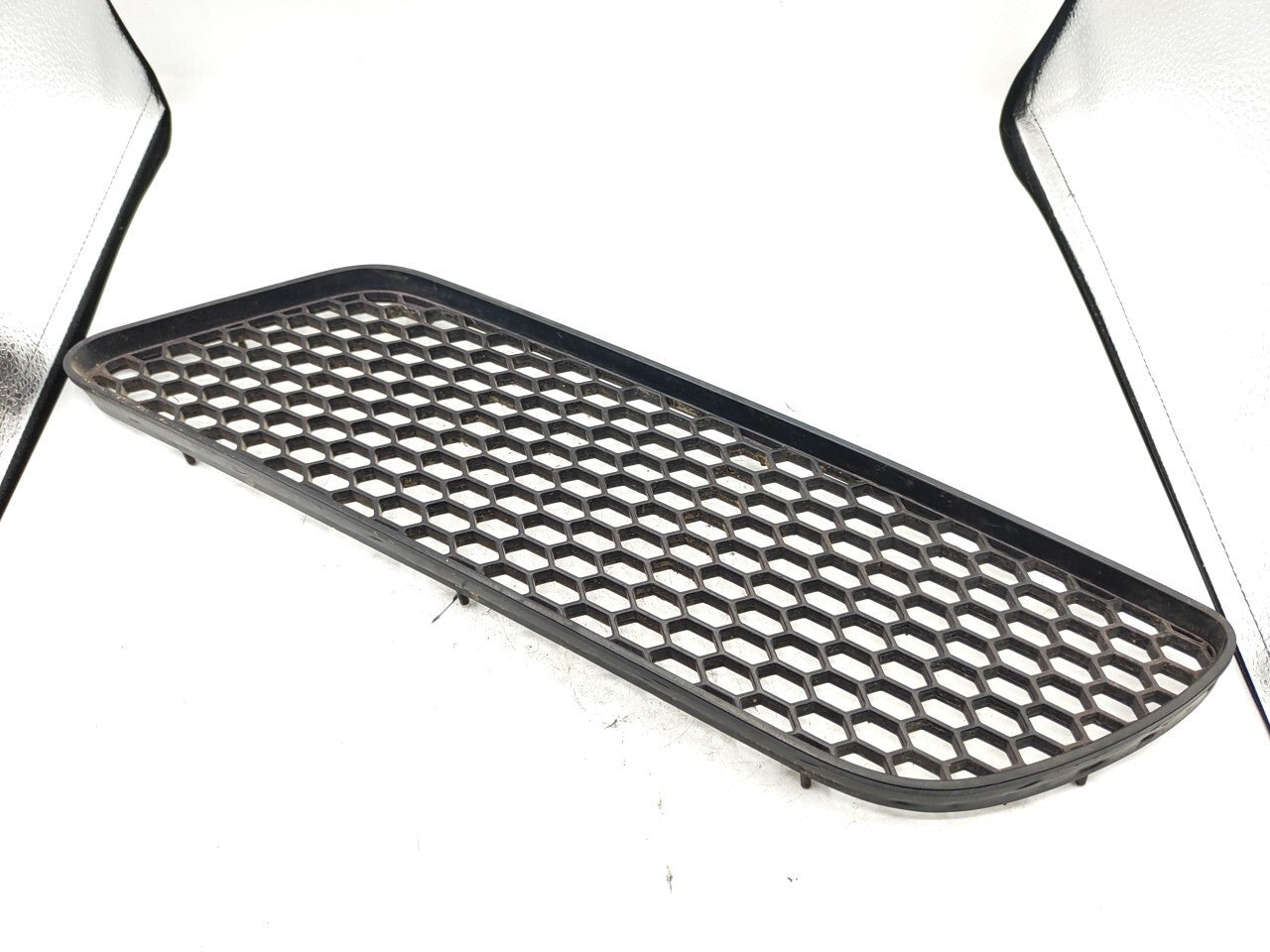 Alfa Romeo 147 Facelift 2007 Front Left Side Bumper Lower Grill