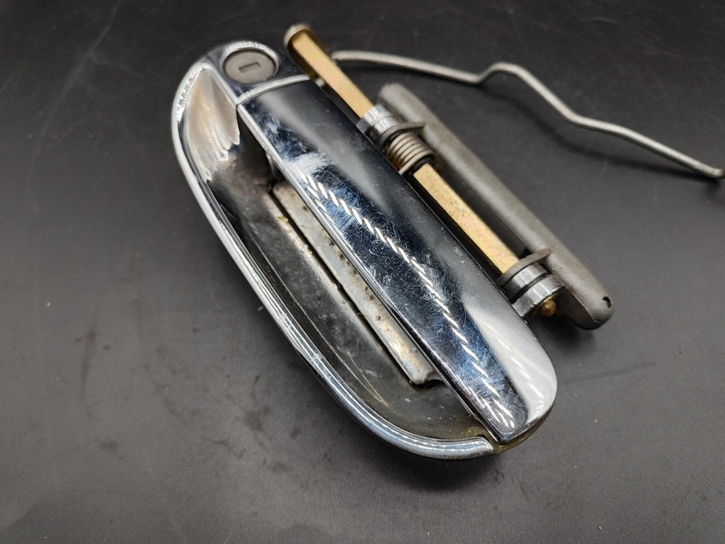 Alfa Romeo 166 2.4JTD 110kW 10V 2004 LHD Front Right Door Chrome Handle