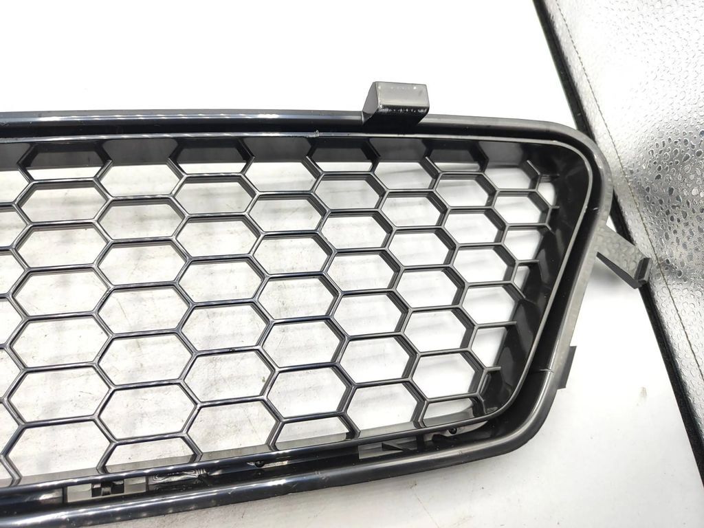 Alfa Romeo 159 2.4JTDm 147kW Saloon 2006 Front left bumper lower grill 