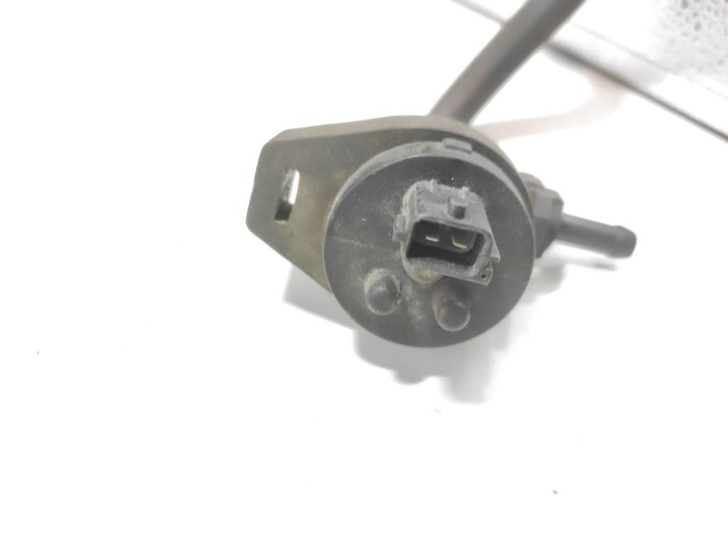 Saab 9-5 2.0T 110kW Petrol 2000 vacuum valve 4670477 