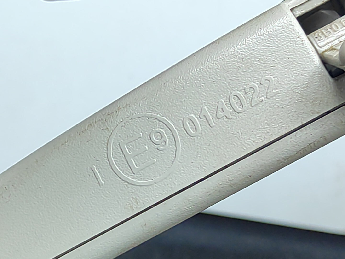 Volkswagen VW Golf MK4 2000 Rear Interior View Mirror E9014022