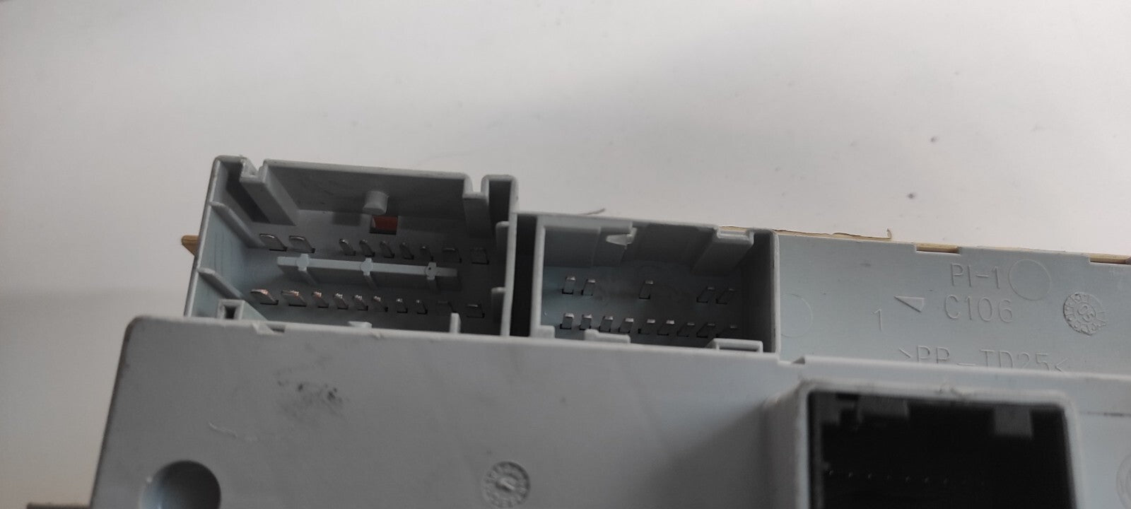 Alfa Romeo 159 1.9JTDm 88kW 2008 Diesel Engine Fuse Box Module 60681000