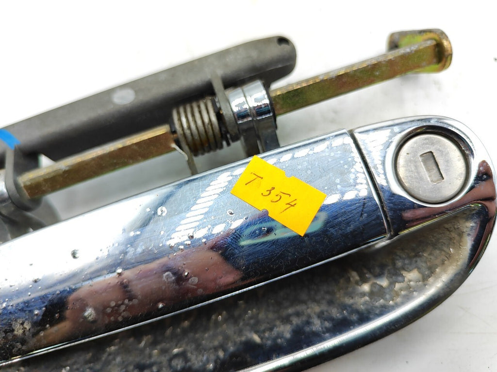 Alfa Romeo 166 2.4JTD 110kW 10V 2002 LHD Front Left Door Chrome Handle