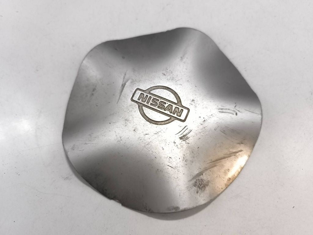 Nissan Primera Original wheel center cap NBF090 