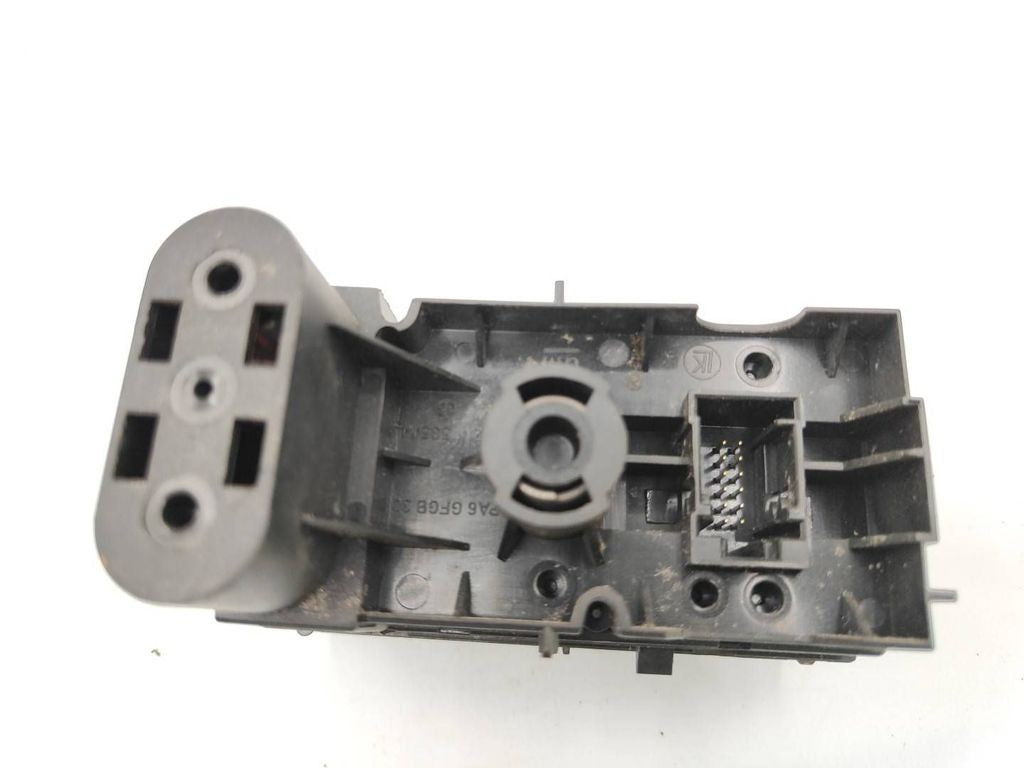 Opel Astra H 2005 Light switch 13100140 