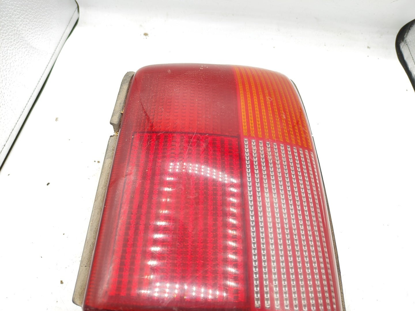 Ford Escort MK6 1995 LHD Rear Right Side Taillight Lamp Light 93AG13N004AA