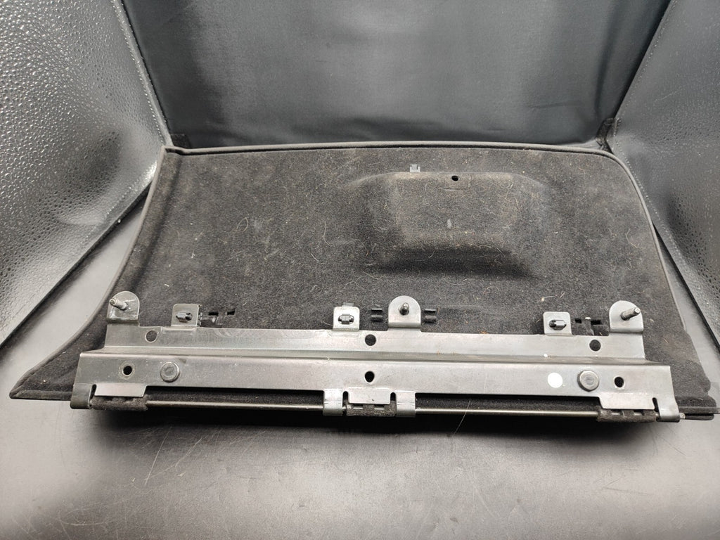 Alfa Romeo 147 1.6 TS 88kW Petrol 2006 LHD Front Right Dashboard Glovebox