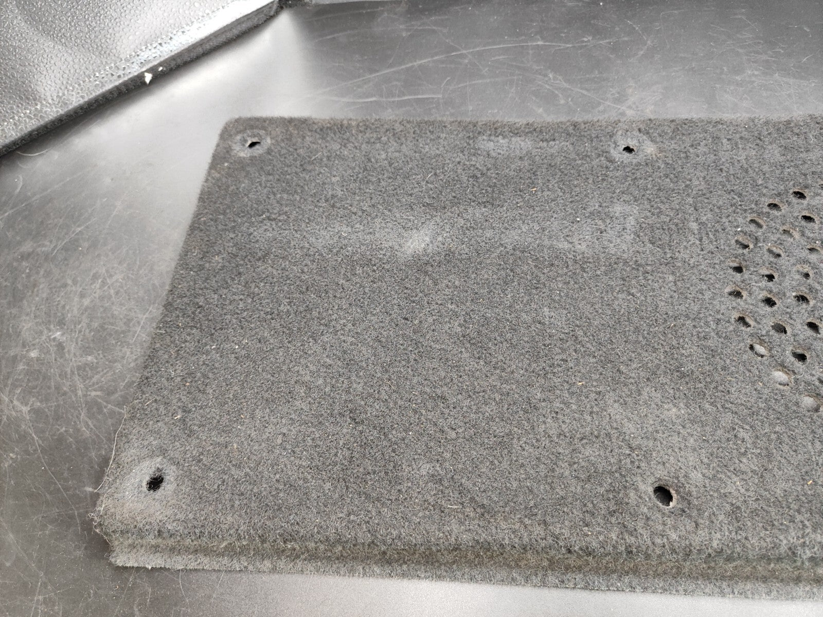 Alfa Romeo GT 1.9JTD 2008 Rear Tailgate Trunk BOSE Trim Cover 1560431120