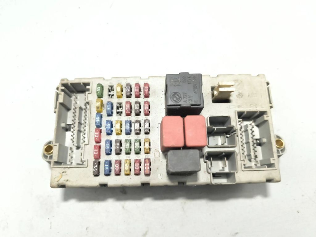 Fiat Punto 188 Petrol 1999 Fuse box module 46774358 