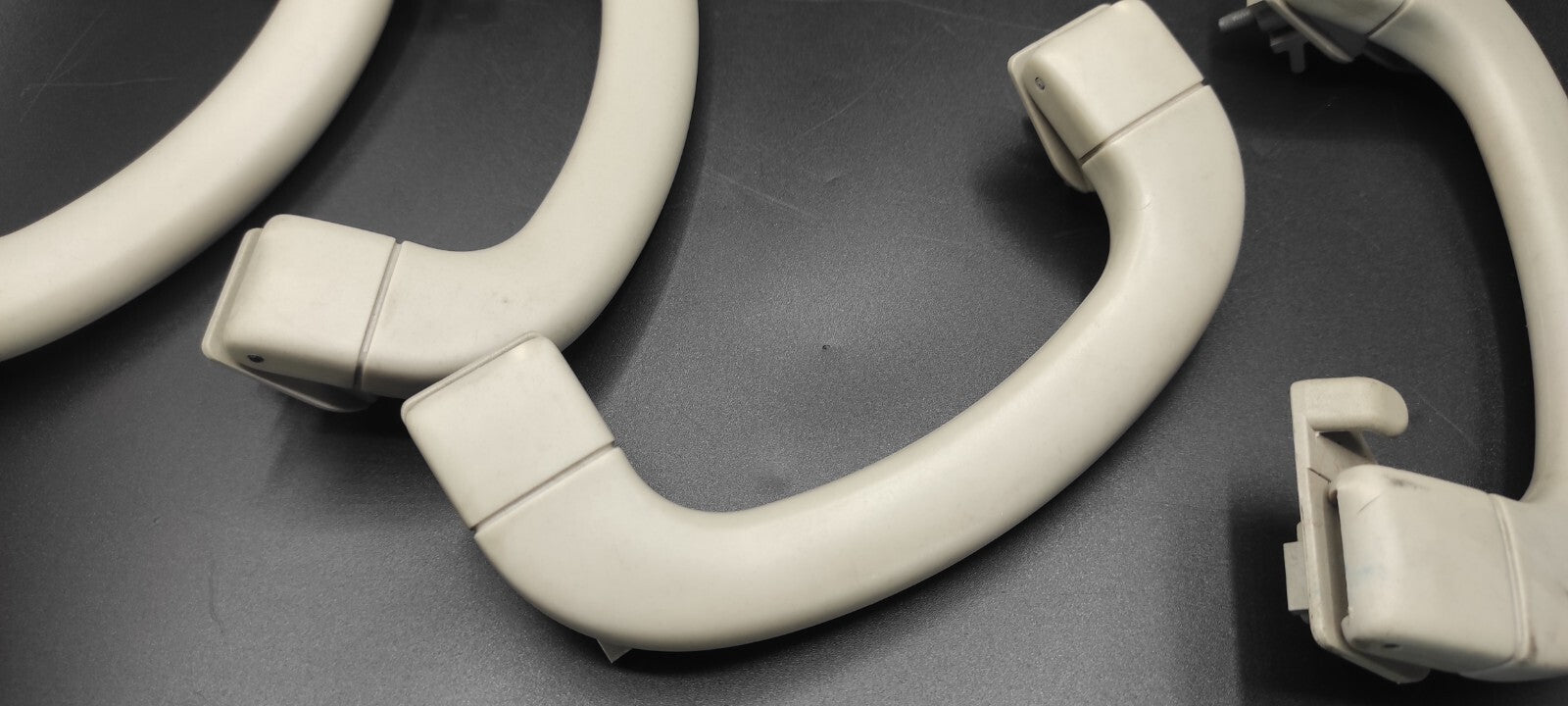 Alfa Romeo 156 2.4JTD 110kW 2004 LHD Front/ Rear Roof Grab Handle Set