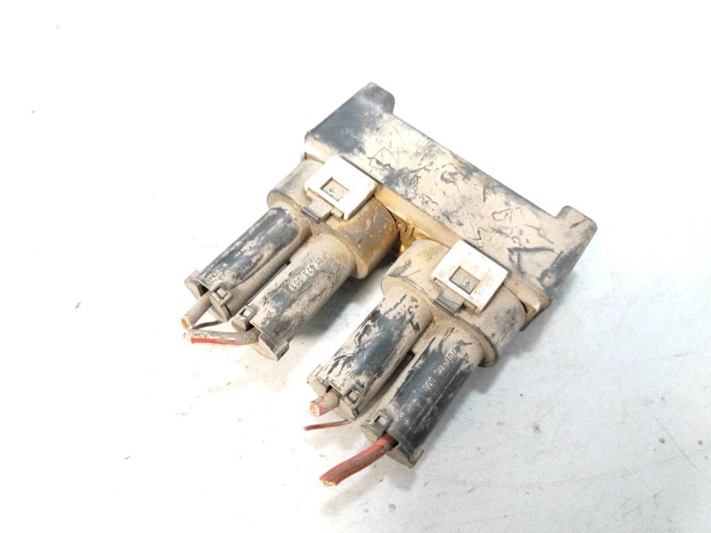 Ford Galaxy 1999 Diesel Engine Radiator Coolant fan relay 95VW8C616BA 