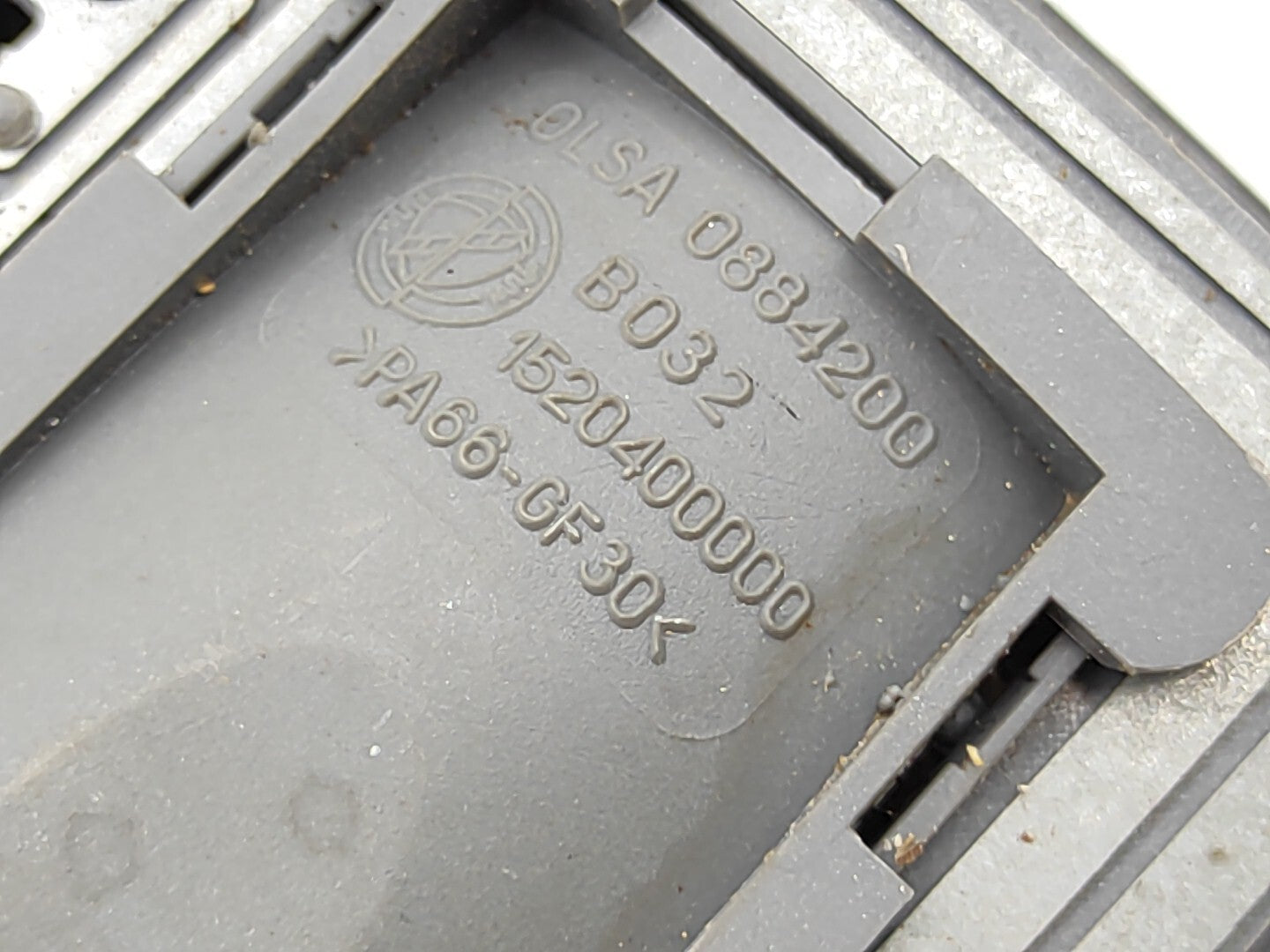 Alfa Romeo 156 2.0 114KW 2000 Front Interior Roof Reading Light 1520400000