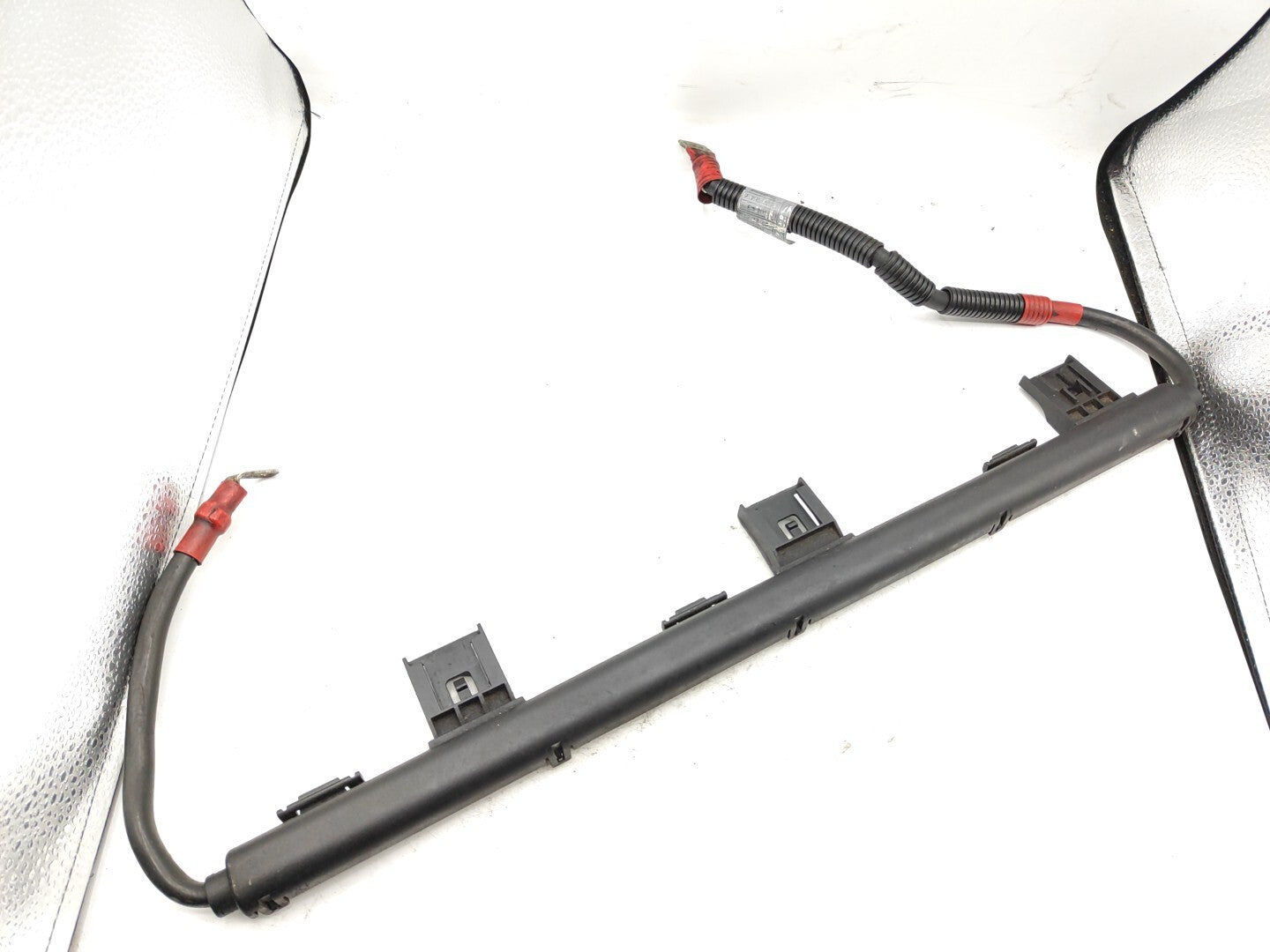 BMW E90 E91 330D 170kW 2006 Diesel Plus Cable Starter Base Wire 7795638