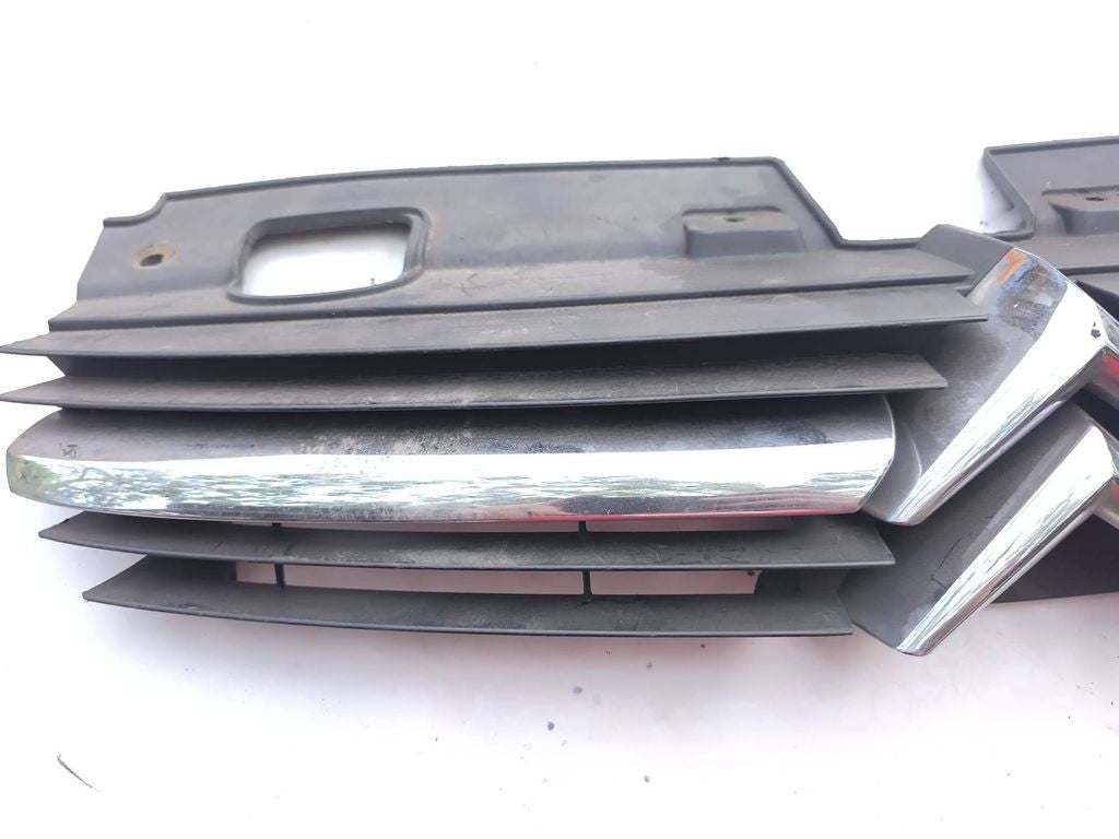 Citroen C5 2003 Front grill 9636751980 