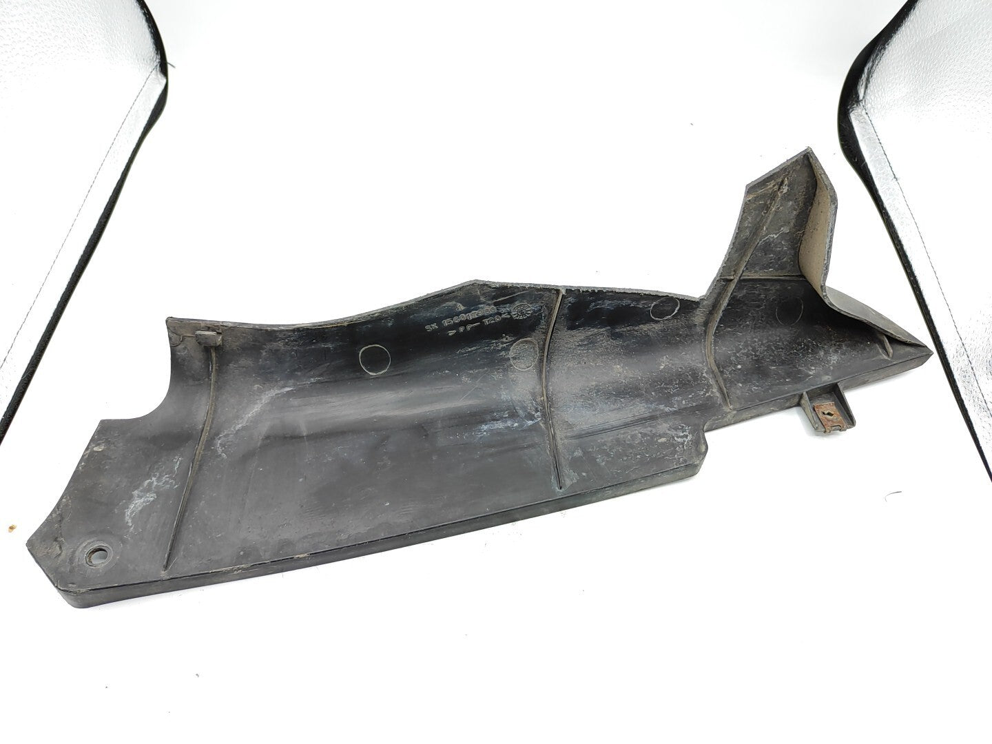 Alfa Romeo 156 1.9JTD 103kW 2004 Engine Air Intake Pipe Cover 156017980