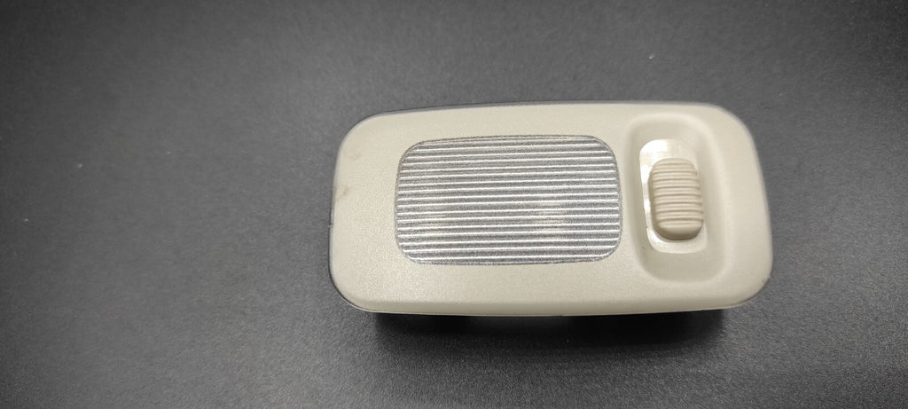 Alfa Romeo 156 2.4D JTD 110kW 2001 Rear Interior Roof Reading Light 60607883