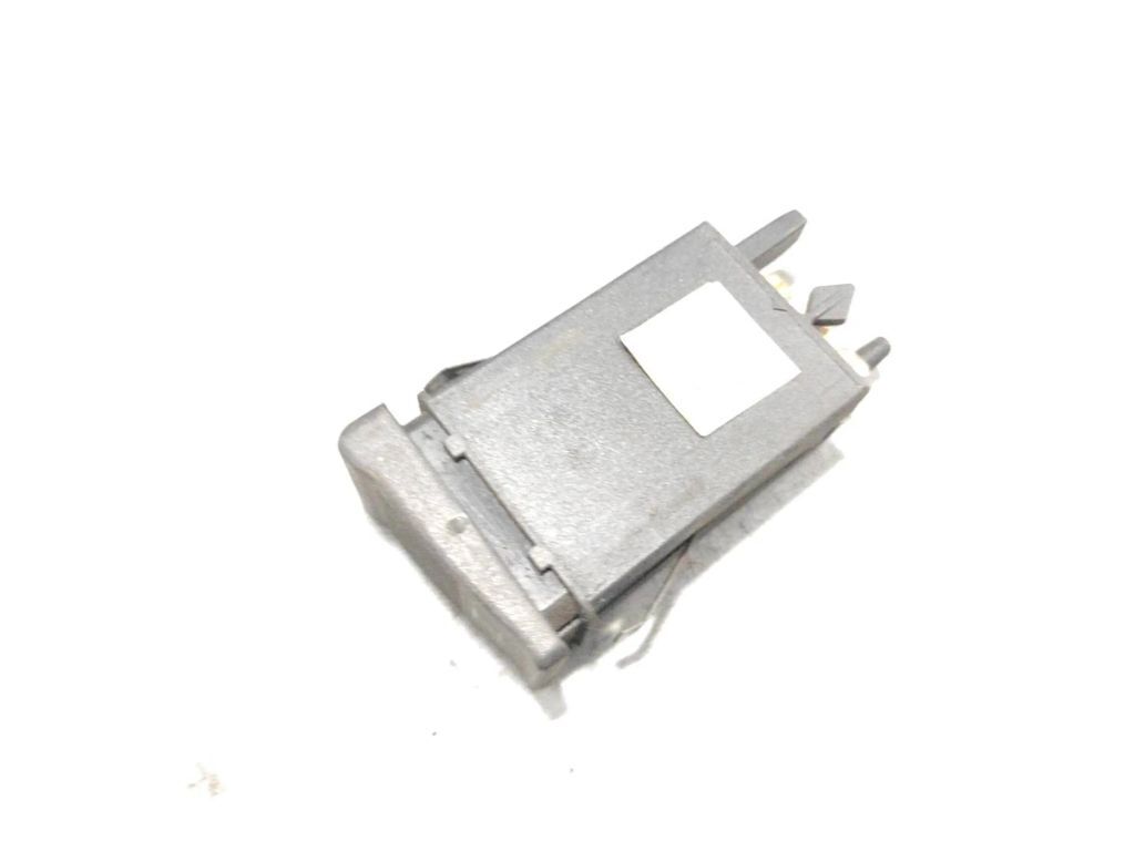 Audi A6 S6 C4 4A 1996 Windscreen window heater switch 4A0941503F 