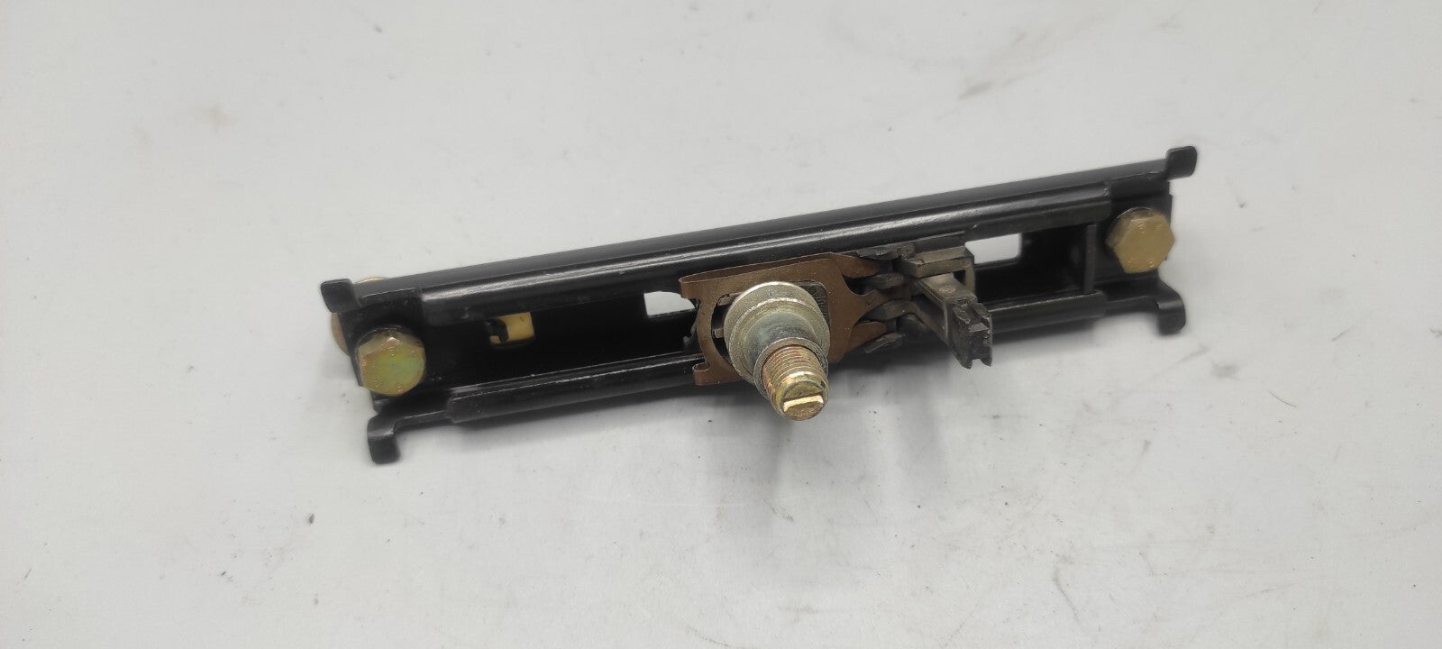 Alfa Romeo GT 2004 Front Left Seatbelt Height Adjustment Regulator Rail