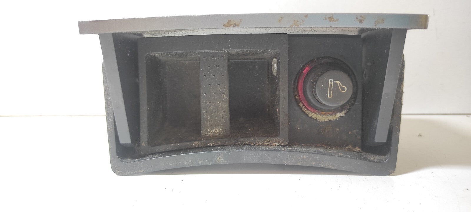 Alfa Romeo GT 1.9JTD 110kW 2005 Front Dash Ashtray / Storage Copartment