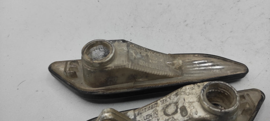 Alfa Romeo 156 2.4JTD 110kW 2002 Front Left Right Fender Indicator Light