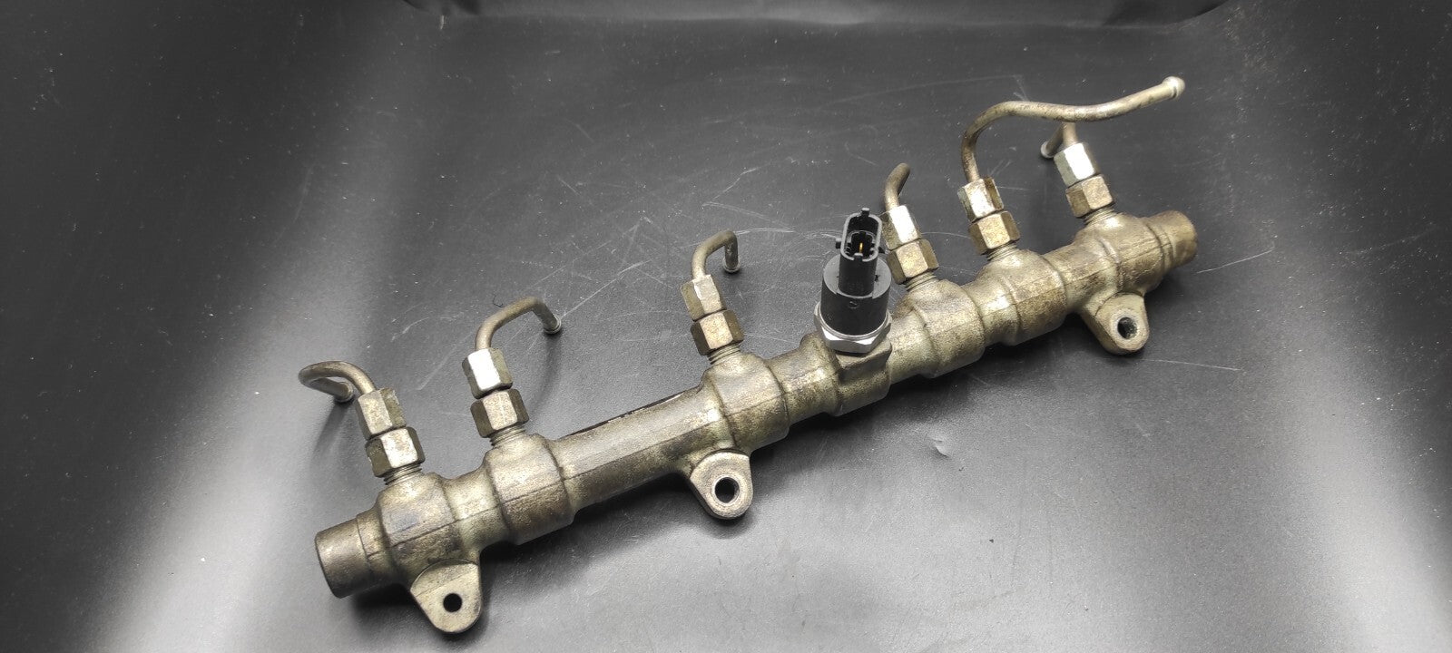 Alfa Romeo 166 2.4JTD 110kW 2003 Diesel Engine Fuel Rail Sensor 0445215008