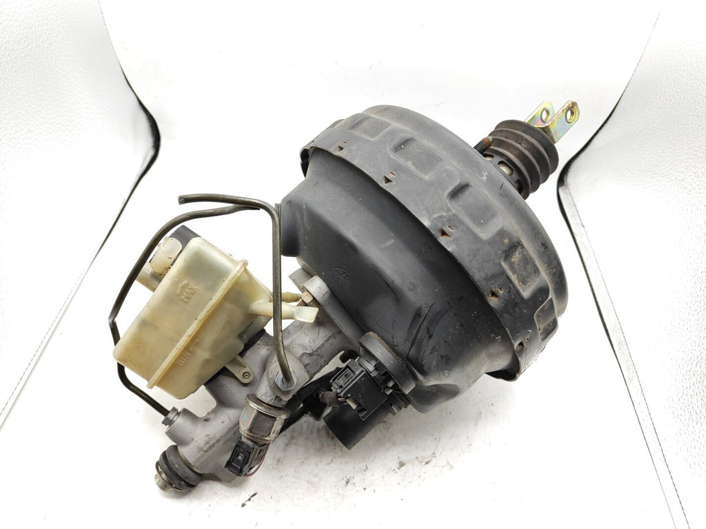 Mercedes Benz C Class C220 W203 2003 2.2CDI Brake Pump Booster A0054304730