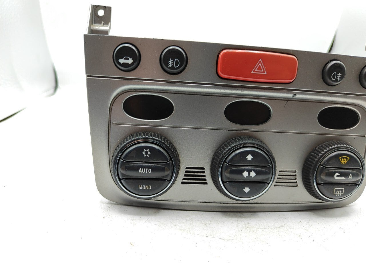 Alfa Romeo GT 2006 LHD Dash Climate Control 01560513690