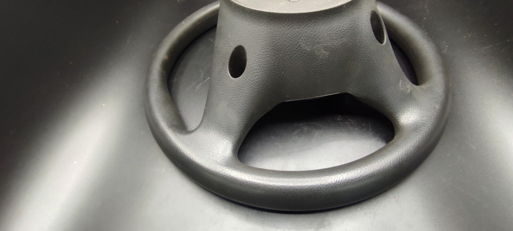 Alfa Romeo 147 1.6 TS 88kW Petrol 2006 Steering wheel