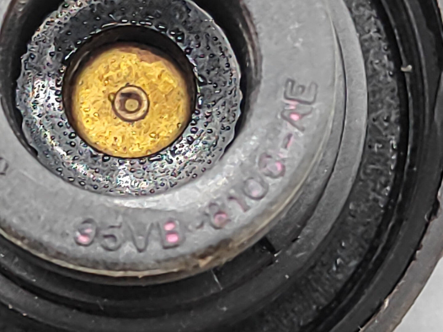 Jaguar X Type 2.0D 96kW Expansion Overflow Tank Cap Cover 95VB8100AE