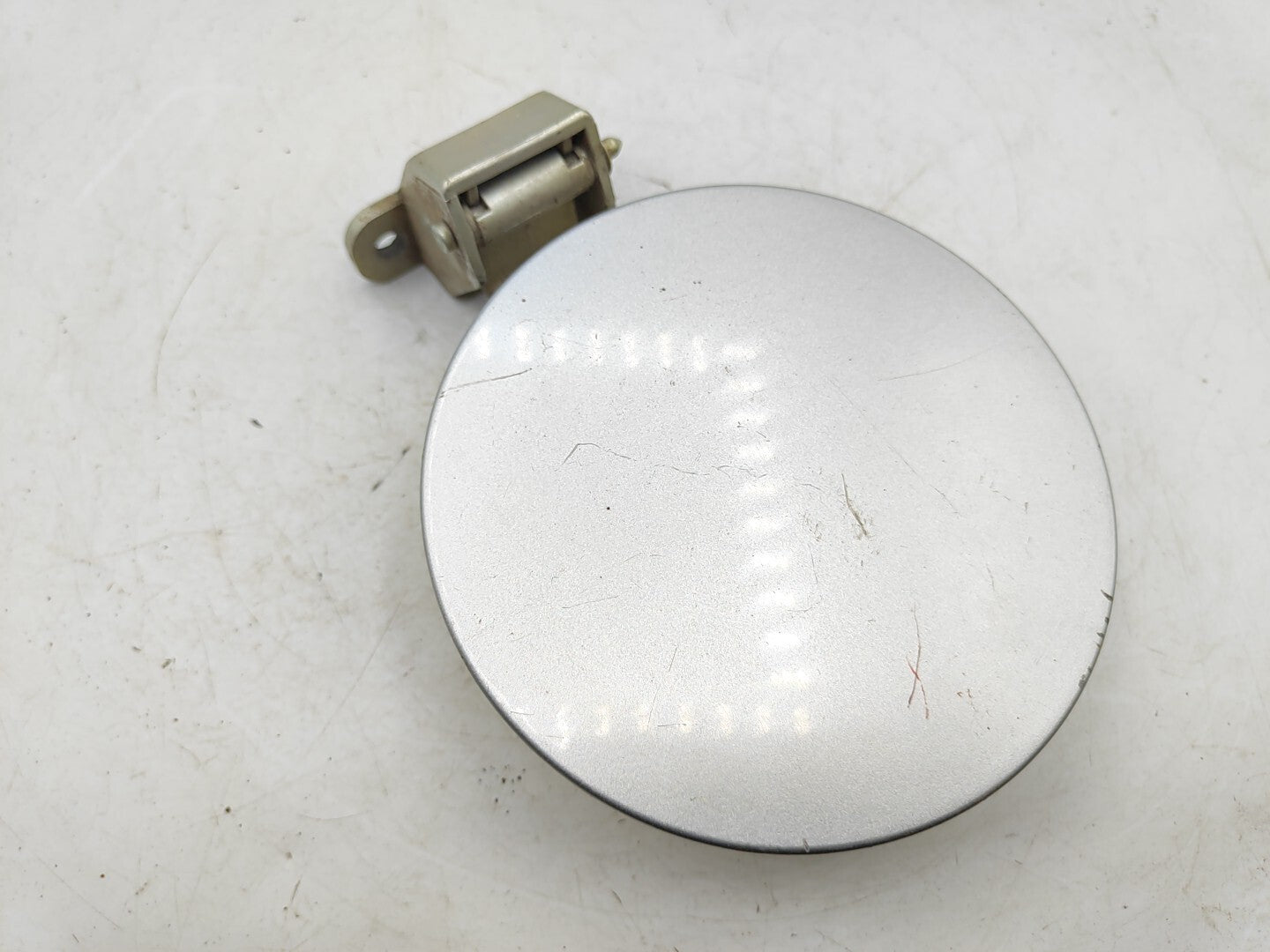 Alfa Romeo 156 2.4 JTD 2004 Fuel Flap Cap Cover 60620940 Silver