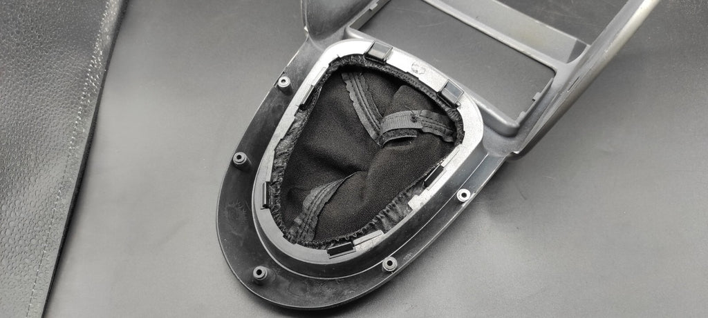 Alfa Romeo GT 1.9JTD 2005 Gear Selector Shifter Surround Trim Leather LS375401