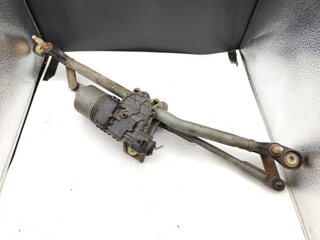 Alfa Romeo GT 2.0 JTS 2004 LHD Front Wiper Linkage Motor 0390241514