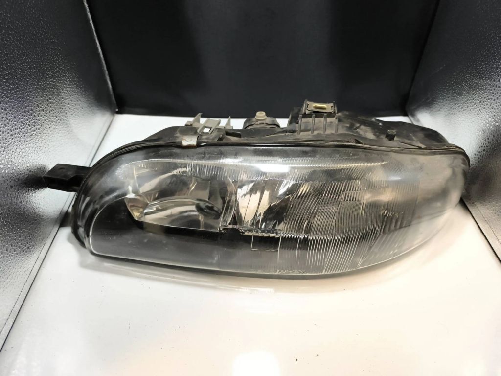 Fiat Bravo Brava 1997 LHD Front Left headlight headlamp 