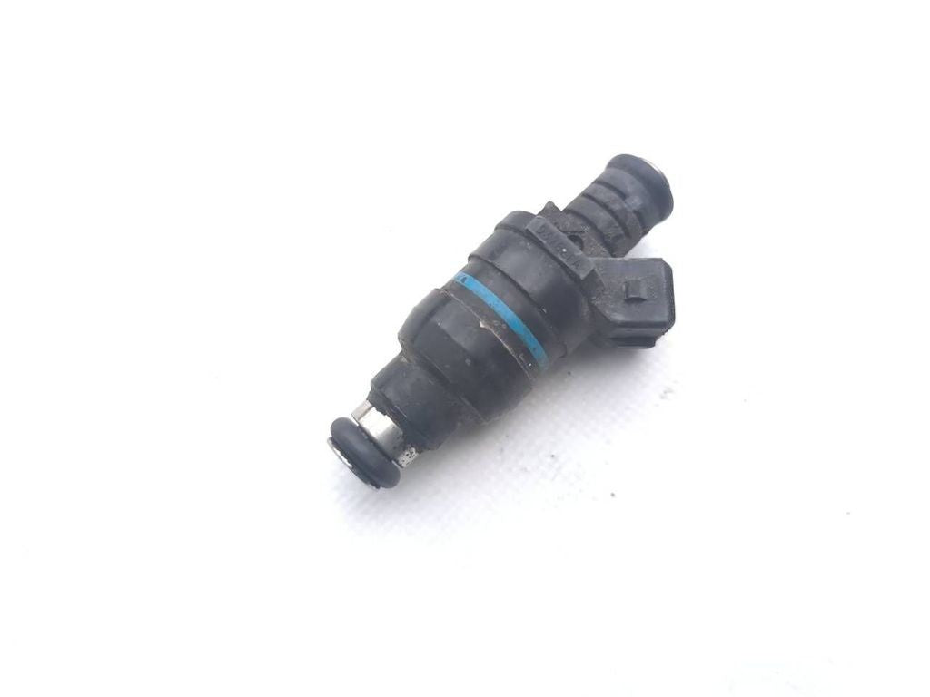 BMW 3 E36 1992 Petrol Engine fuel injector 1731357 