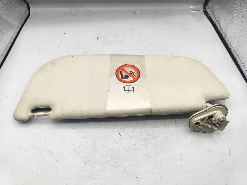 Alfa Romeo 147 Facelift 1.9JTD 2006 LHD Front Right side sun visor 
