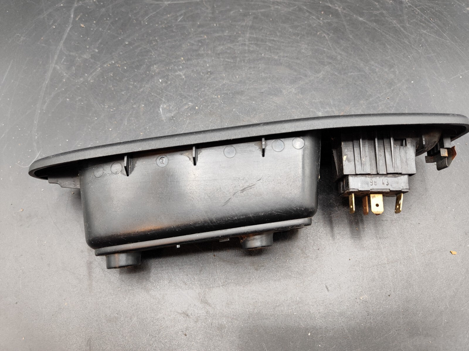 Alfa Romeo 166 2.4JTD 110kW 10V 2001 Electric Window Switch Button 156018359