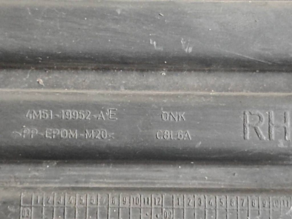 Ford Focus 2005 front fog light trim grill 4M5119952AE 