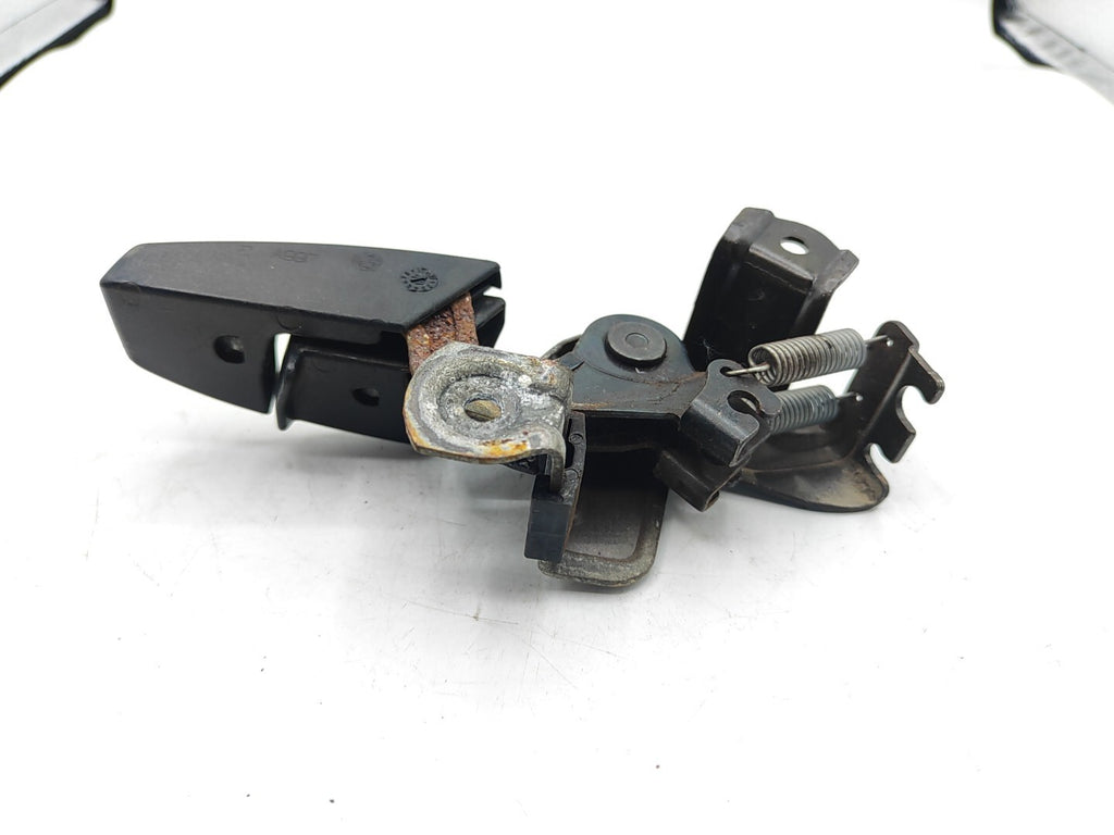 Alfa Romeo 156 2.0TS 2001 LHD Trunk/ Boot/ Fuel Cap Release Handle
