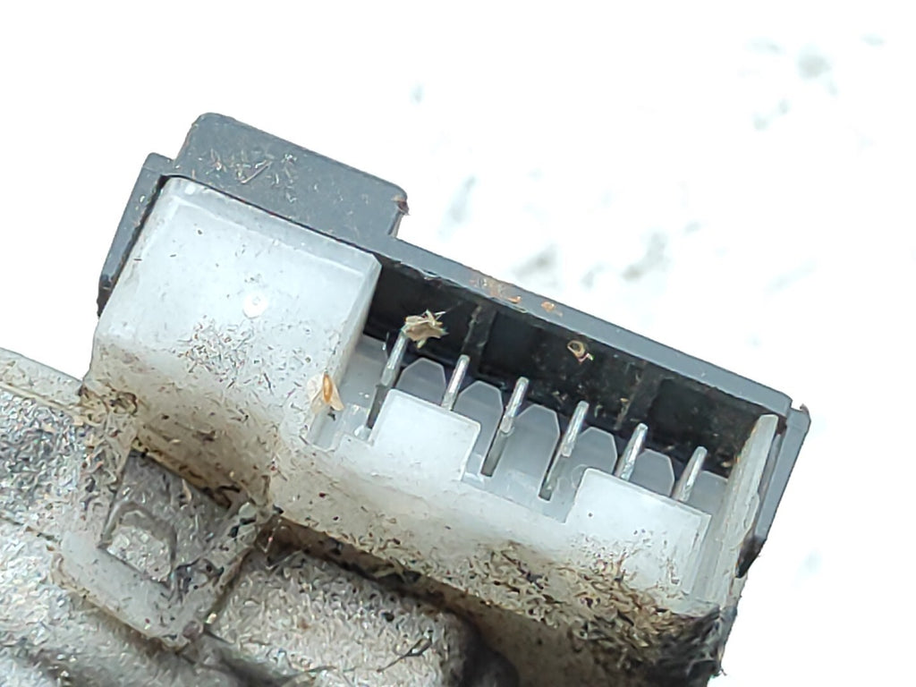 Alfa Romeo 156 2001 LHD Front Winshield Glass Wiper Linkage Motor TGE434M