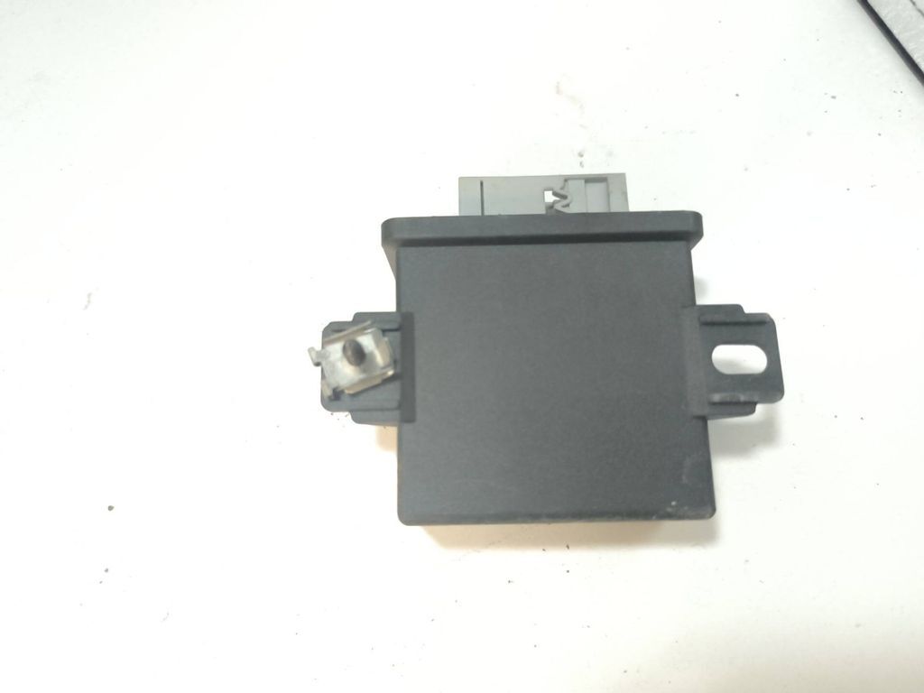 Volkswagen Golf V 2006 Light control module unit LCM 1T0907357 