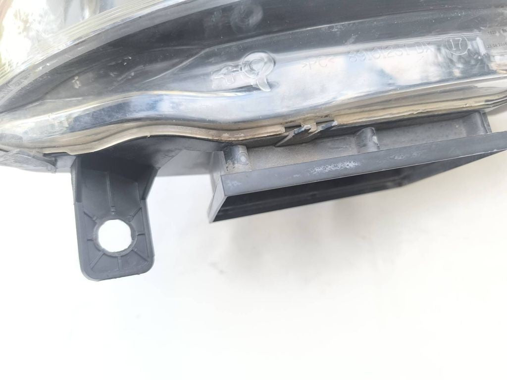 Alfa Romeo 147 2005  LHD Facelift Right headlight 89101231 