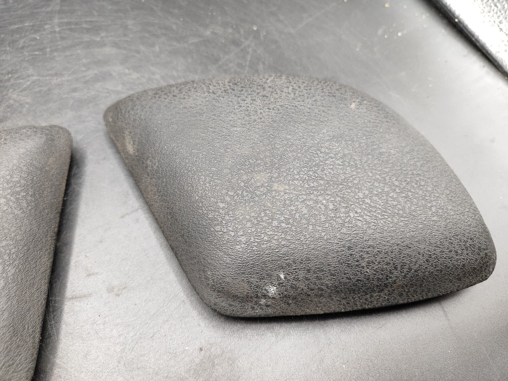 Alfa Romeo GT 1.9JTD 110kW 2008 Front Left Right Center Console Leather Trim Set