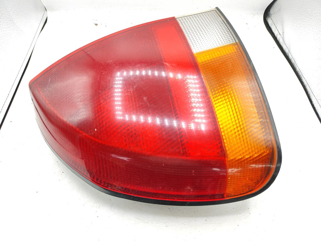 Mitsubishi Carisma 1998 LHD Rear Left Side Taillight Lamp Light