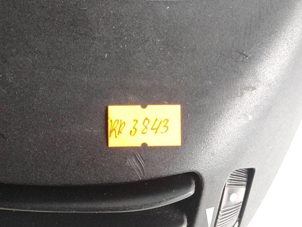 Alfa Romeo GT 2004 Front Panel dash center air vent grill 225501 