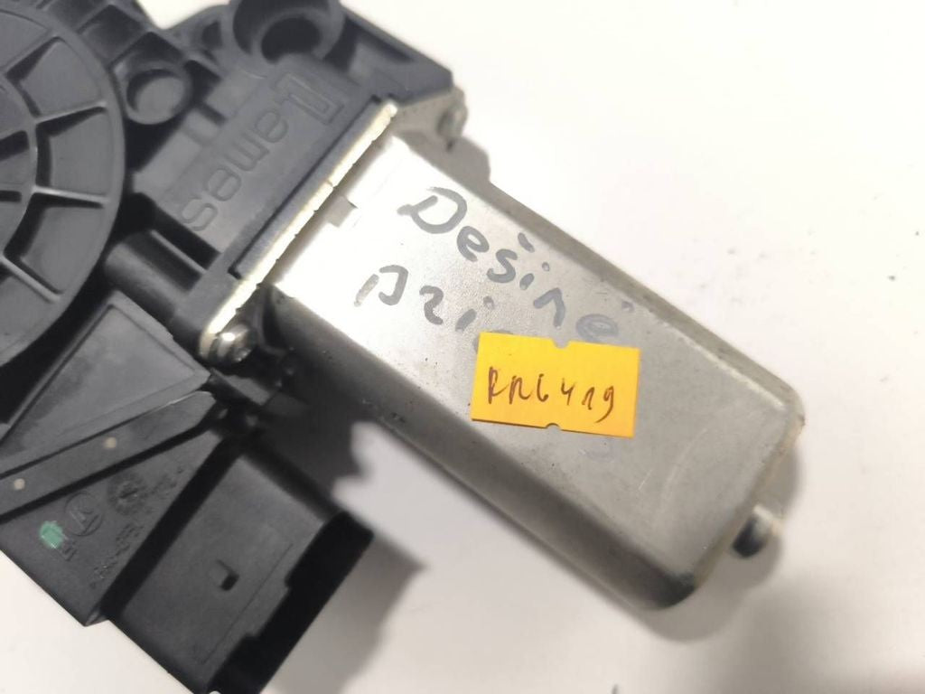 Fiat Croma 2007 front right side window regulator motor 5000468 