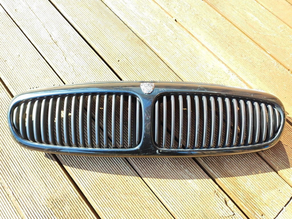Jaguar X Type 2.5i 2005 Front Center Bonnet Hood Grill 1X435510AB