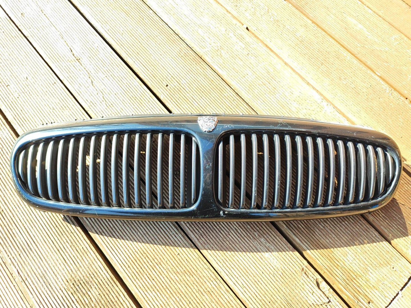Jaguar X Type 2.5i 2005 Front Center Bonnet Hood Grill 1X435510AB