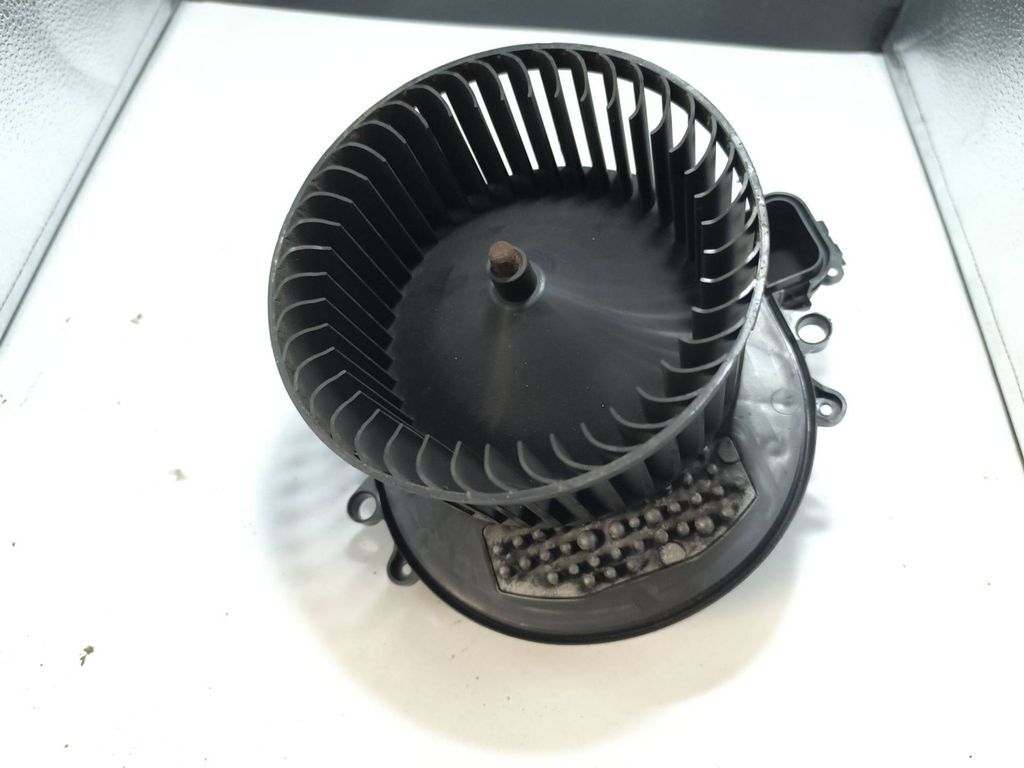 BMW 1 F20 F21 2014 RHD Heater blower fan motor T903543 