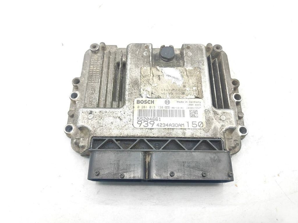 Alfa Romeo 159 1.9JTD Diesel 2008 Engine control unit module ECU 55204661 