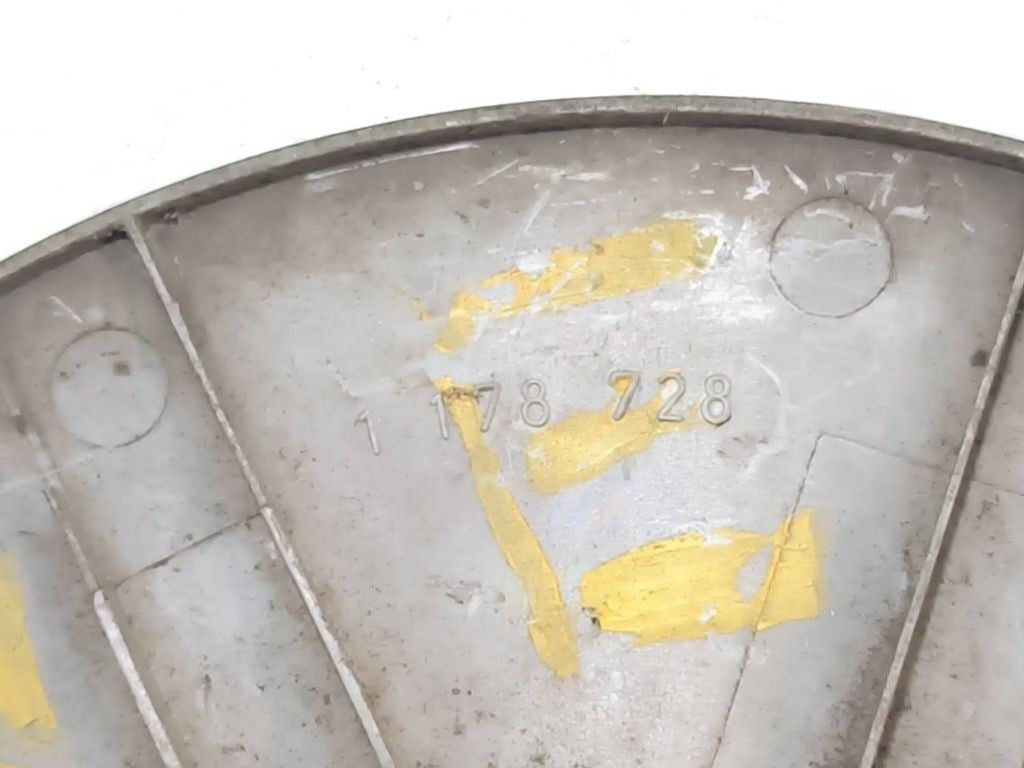 BMW 5 E34 1994 Original wheel cap 1178728 